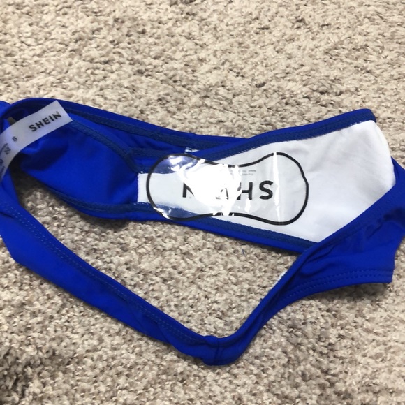 SHEIN Swimsuit - Picture 5 of 6